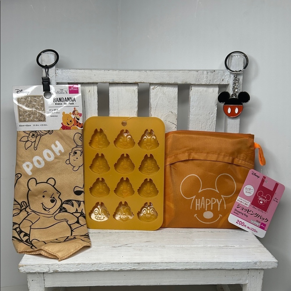 Disney Bundle-Mickey Shopper&Keychain, Pooh Bandana & Chip/Dale Silicone Mold